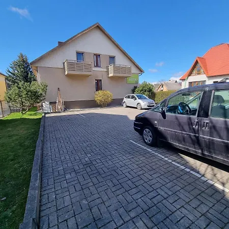 Livingpalanga- Meta12 *