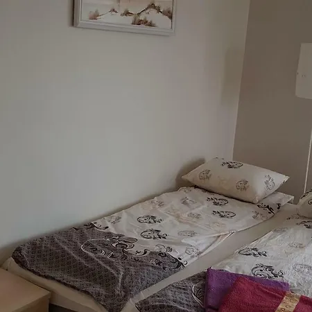 Livingpalanga- Meta12 * Palanga